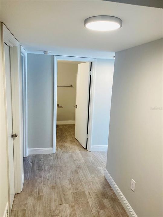 Recently Sold: $117,000 (1 beds, 1 baths, 733 Square Feet)