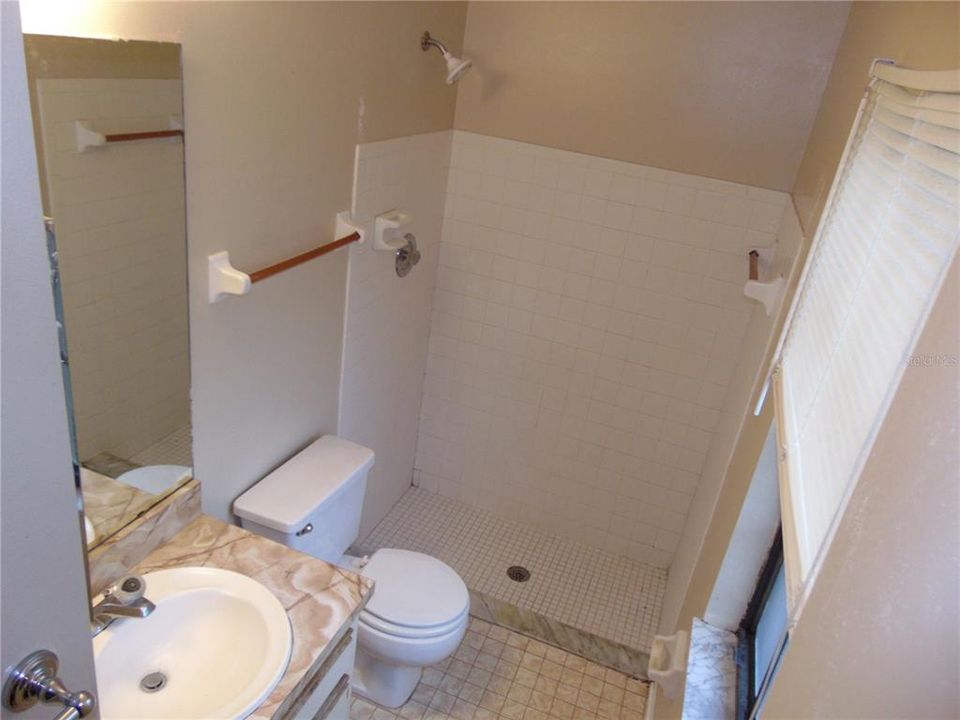 Недавно арендовано: $999 (2 спален, 2 ванн, 936 Квадратных фут)