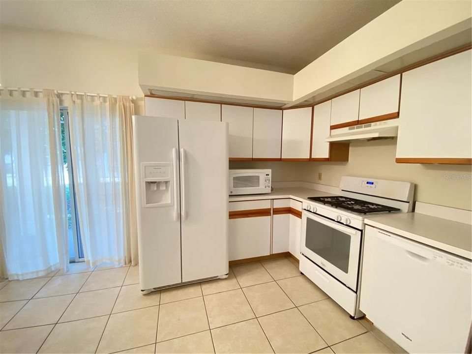 Recently Rented: $1,600 (2 beds, 2 baths, 1344 Square Feet)