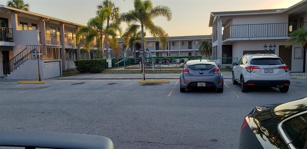 Vendido Recientemente: $78,000 (1 camas, 1 baños, 598 Pies cuadrados)