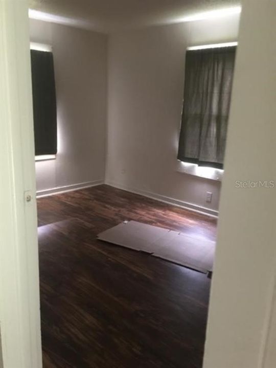 Recently Rented: $750 (1 beds, 1 baths, 400 Square Feet)