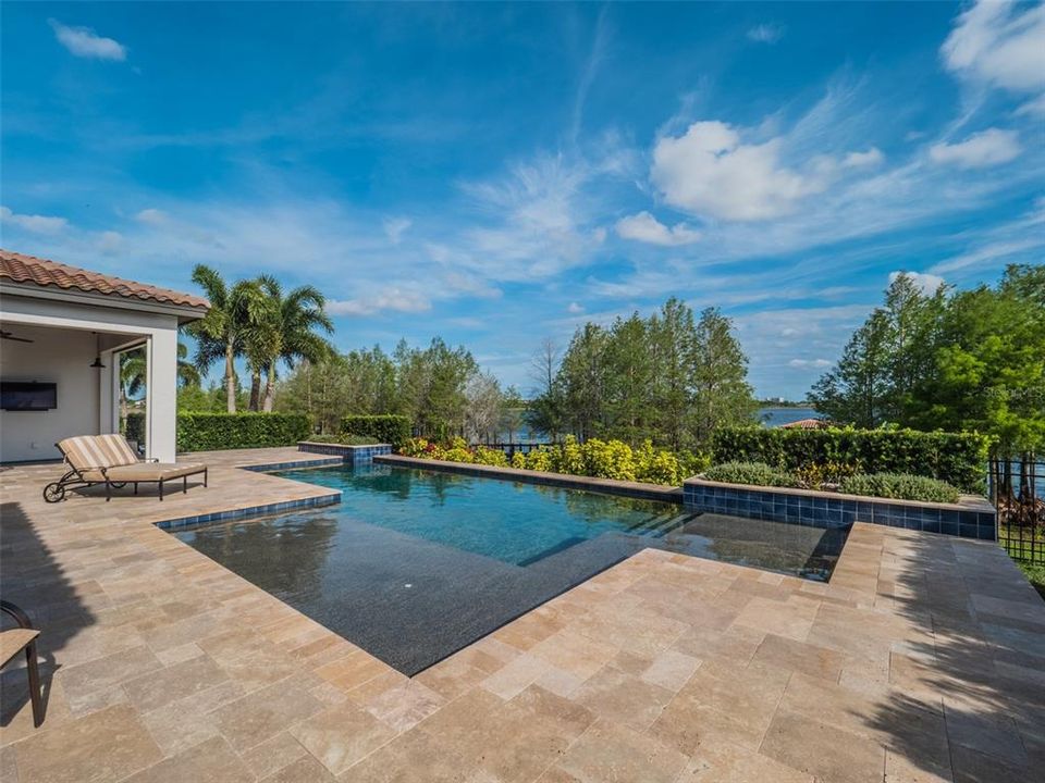 Recently Sold: $2,000,000 (5 beds, 5 baths, 4620 Square Feet)