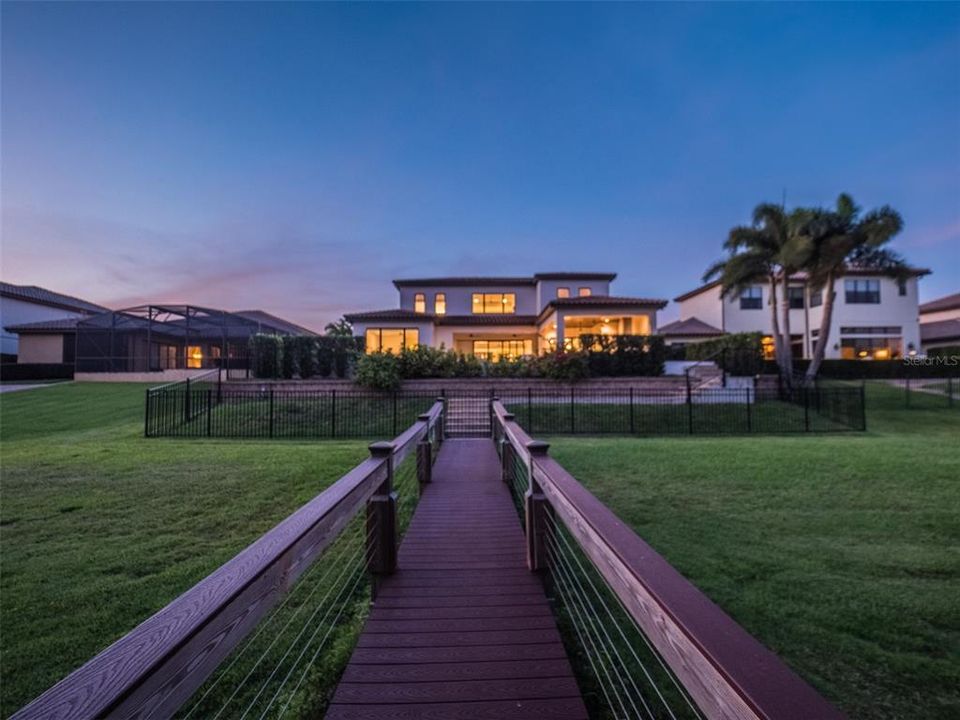 Recently Sold: $2,000,000 (5 beds, 5 baths, 4620 Square Feet)