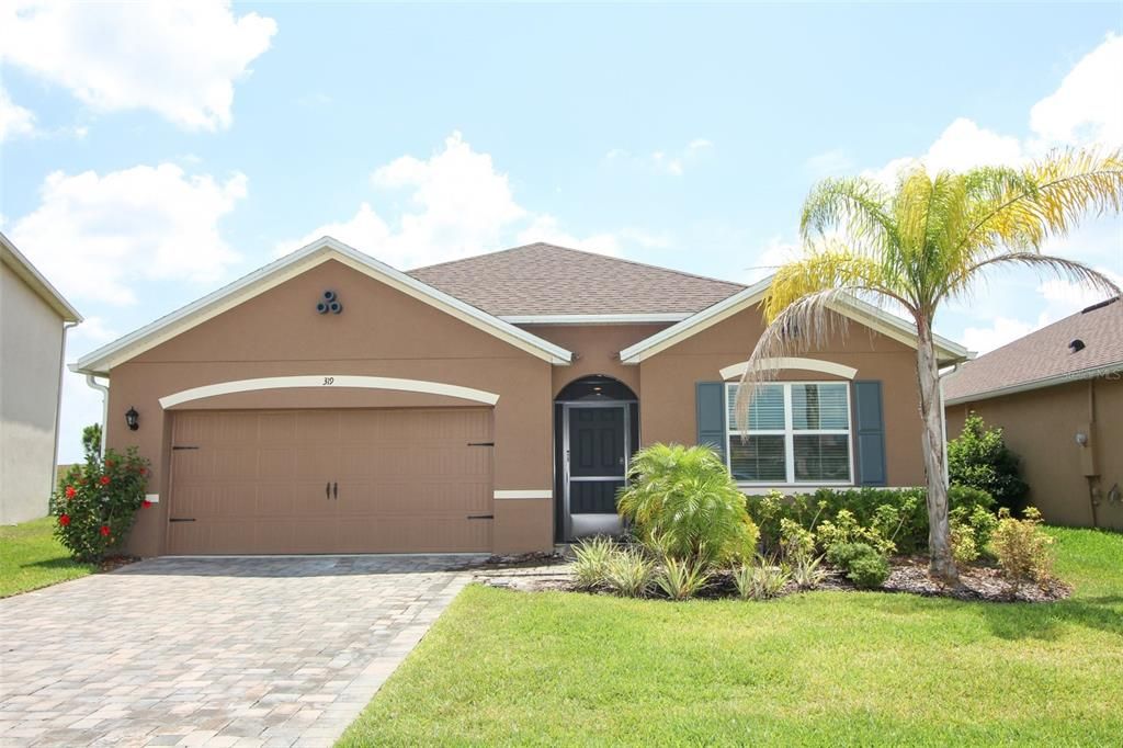 Recently Sold: $327,000 (4 beds, 2 baths, 1836 Square Feet)