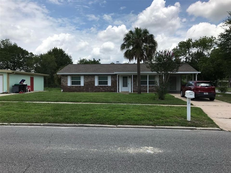 Recently Sold: $277,000 (3 beds, 2 baths, 1134 Square Feet)