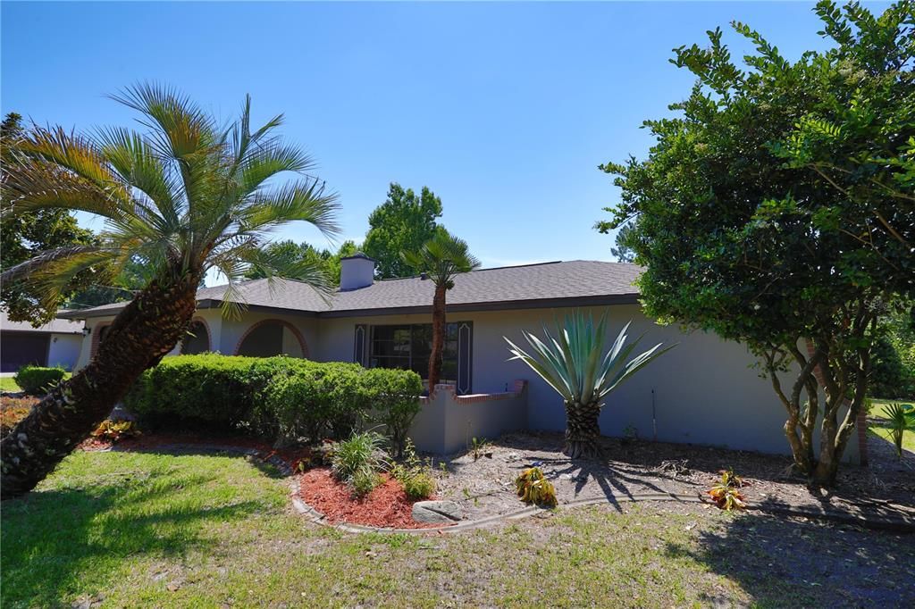 Recently Sold: $310,000 (3 beds, 2 baths, 1887 Square Feet)