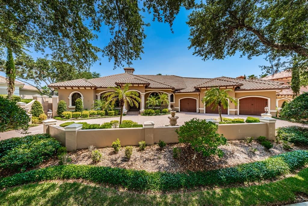 Recently Sold: $1,350,000 (3 beds, 3 baths, 4548 Square Feet)