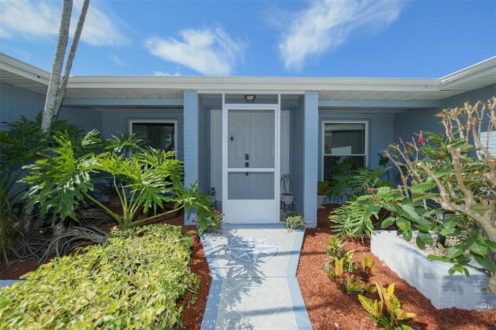 Recently Sold: $409,500 (3 beds, 2 baths, 1552 Square Feet)