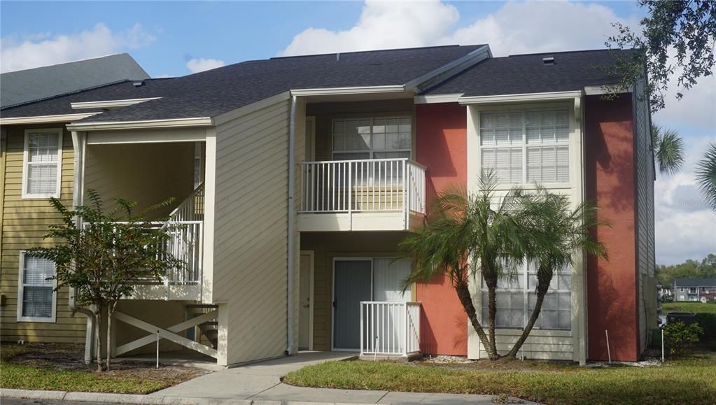 Recently Rented: $1,050 (1 beds, 1 baths, 598 Square Feet)