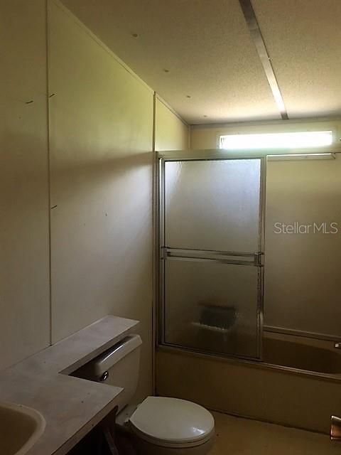 Vendido Recientemente: $128,000 (3 camas, 3 baños, 1736 Pies cuadrados)