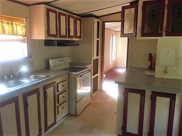 Vendido Recientemente: $128,000 (3 camas, 3 baños, 1736 Pies cuadrados)