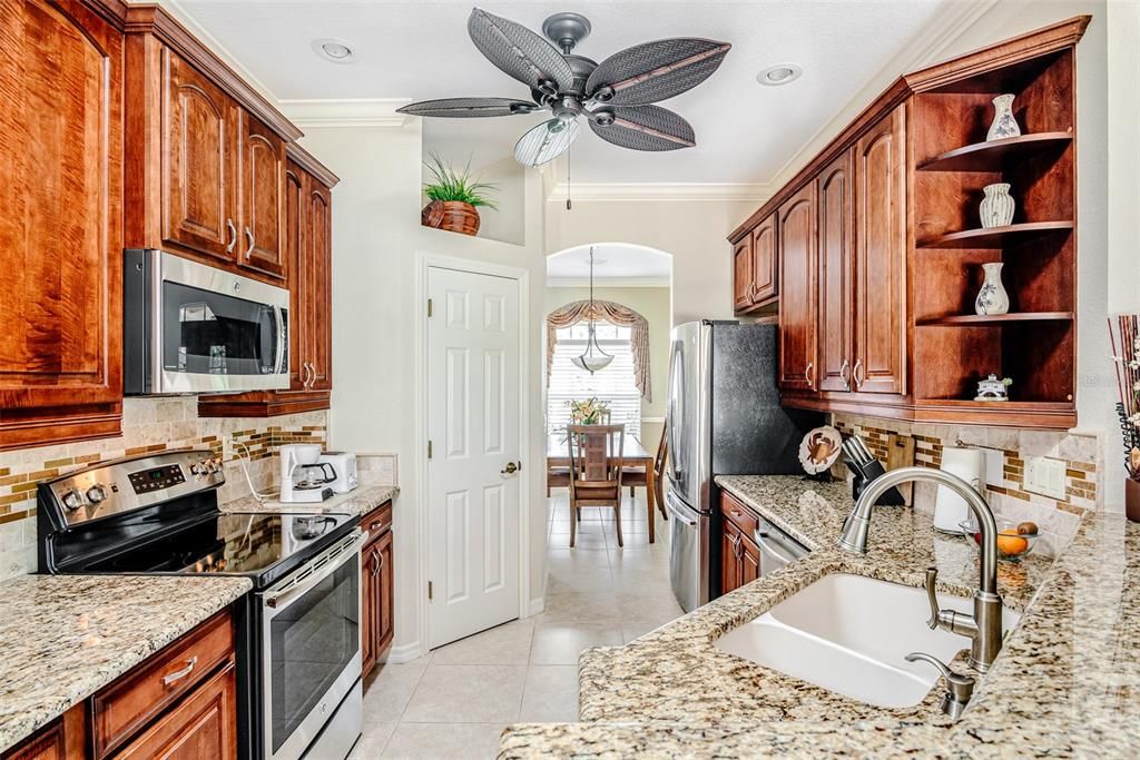 Recently Sold: $410,000 (3 beds, 2 baths, 2058 Square Feet)