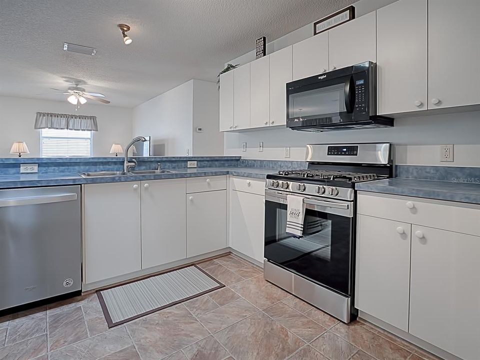 ALL Newer stainless appliances