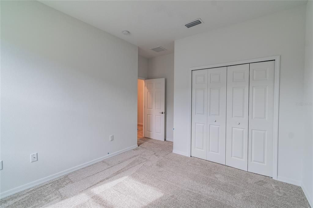 Recently Sold: $289,900 (3 beds, 2 baths, 1707 Square Feet)