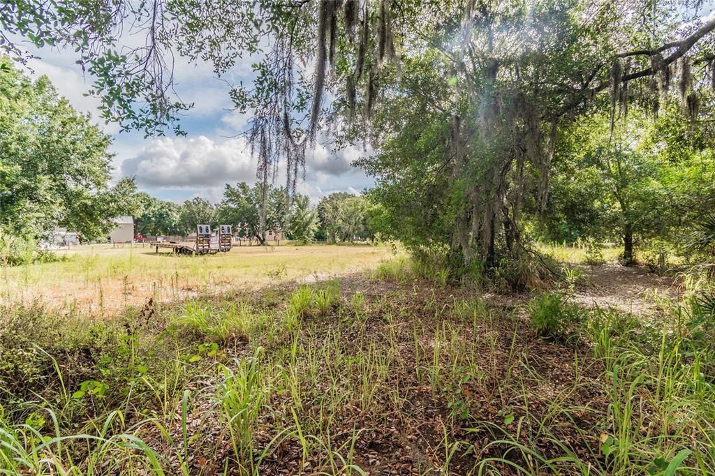 Vendido Recientemente: $125,000 (1.42 acres)