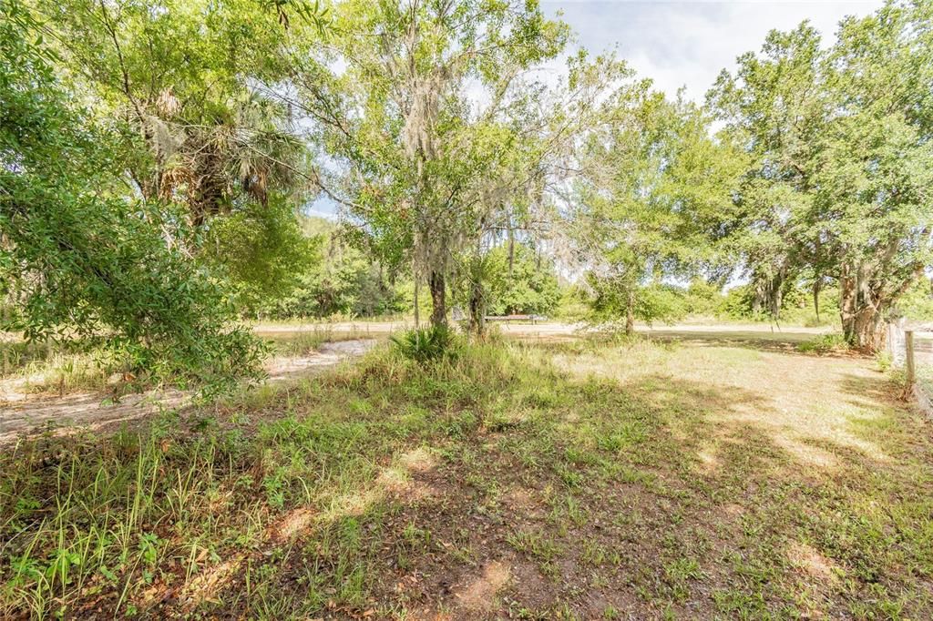Vendido Recientemente: $125,000 (1.42 acres)