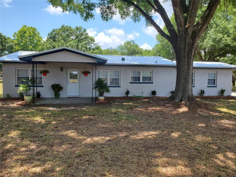 Recently Sold: $309,900 (3 beds, 2 baths, 1512 Square Feet)