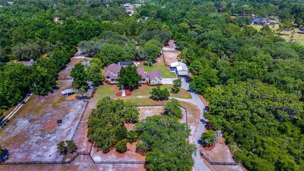 Recently Sold: $1,250,000 (5 beds, 4 baths, 6309 Square Feet)