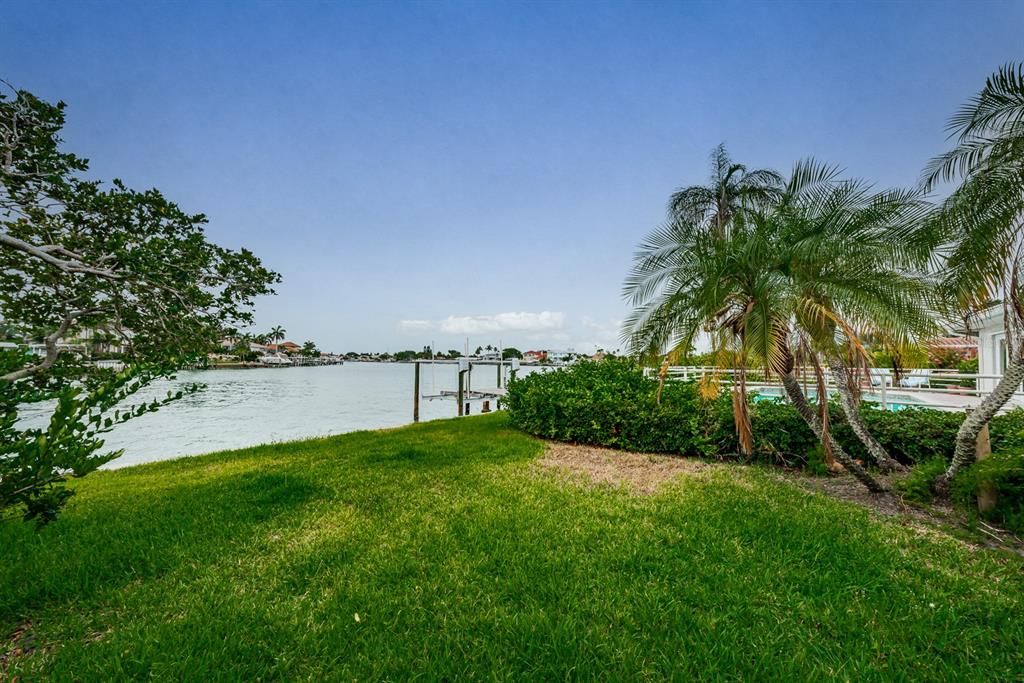 Recently Sold: $1,650,000 (3 beds, 3 baths, 2014 Square Feet)