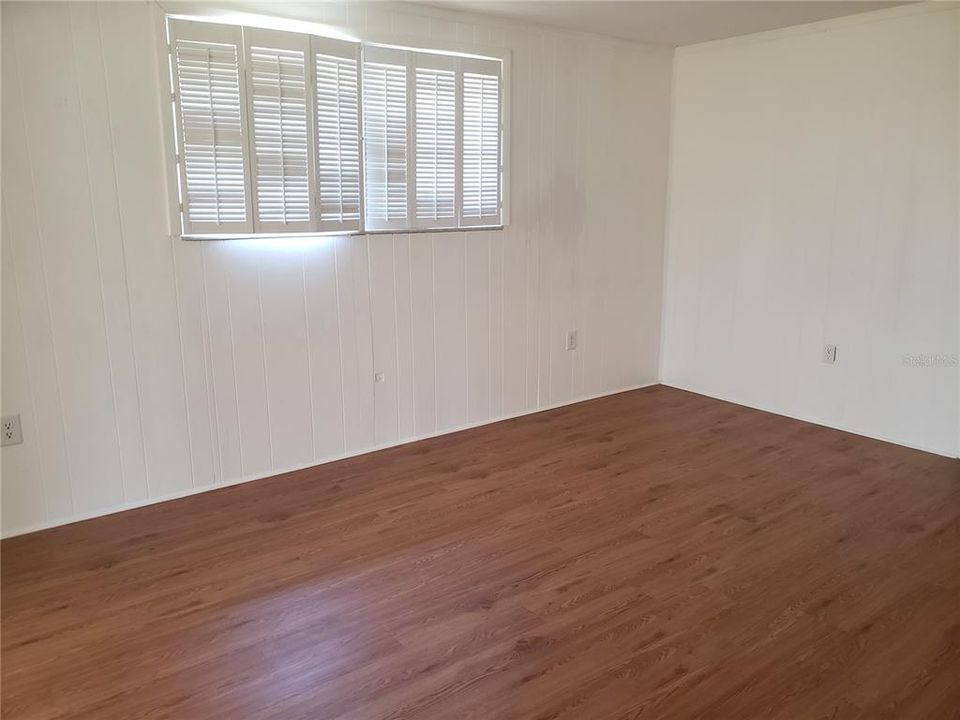 Recently Rented: $1,300 (2 beds, 2 baths, 1334 Square Feet)