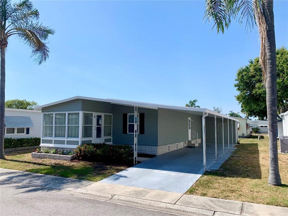 Recently Sold: $148,000 (2 beds, 2 baths, 1056 Square Feet)