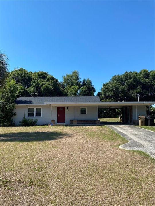 最近租的: $1,300 (2 贝兹, 1 浴室, 999 平方英尺)