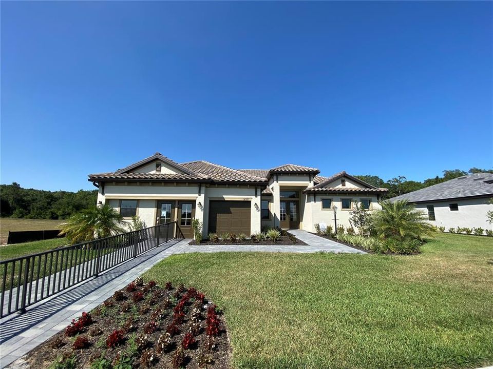 Recently Sold: $582,119 (3 beds, 3 baths, 2650 Square Feet)
