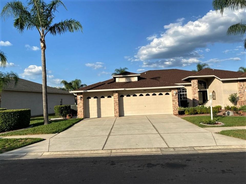 Recently Sold: $525,000 (3 beds, 2 baths, 2354 Square Feet)