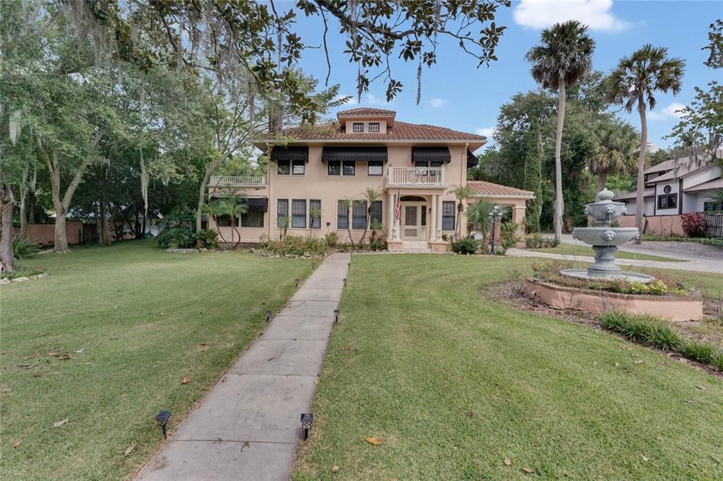 Recently Sold: $1,100,000 (7 beds, 8 baths, 4830 Square Feet)