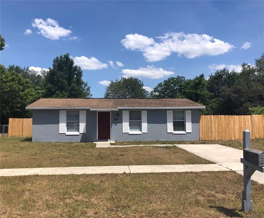 Recently Sold: $129,000 (3 beds, 1 baths, 858 Square Feet)