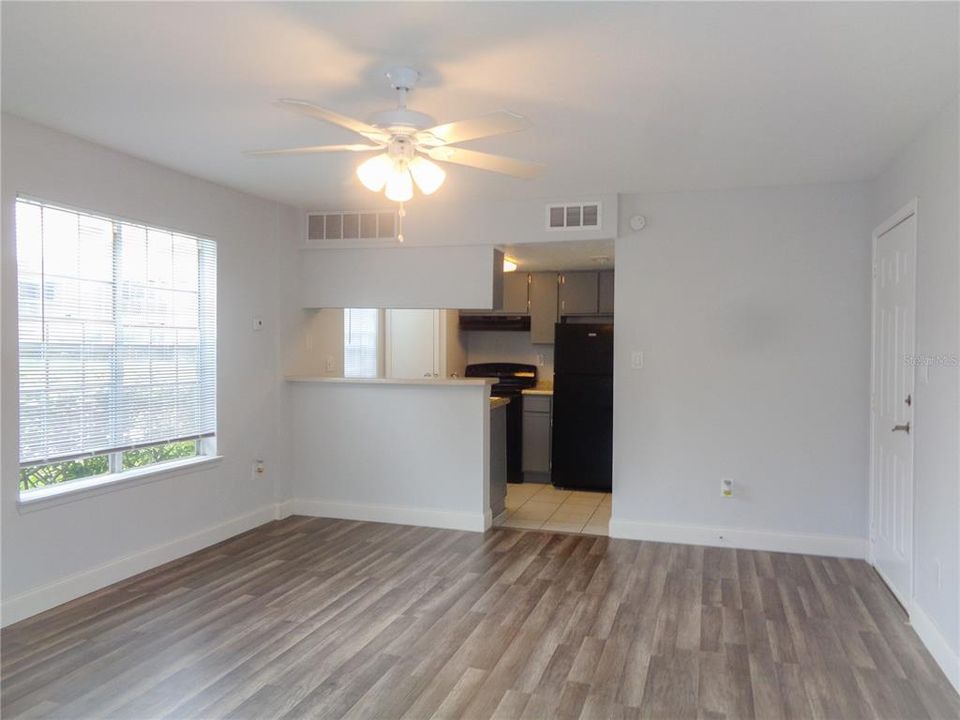 Recently Rented: $1,100 (1 beds, 1 baths, 600 Square Feet)