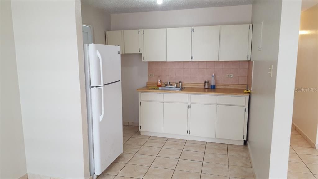 Recently Sold: $120,000 (3 beds, 1 baths, 920 Square Feet)