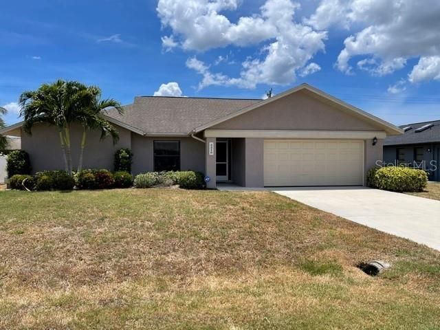 Recently Sold: $251,000 (3 beds, 2 baths, 1355 Square Feet)