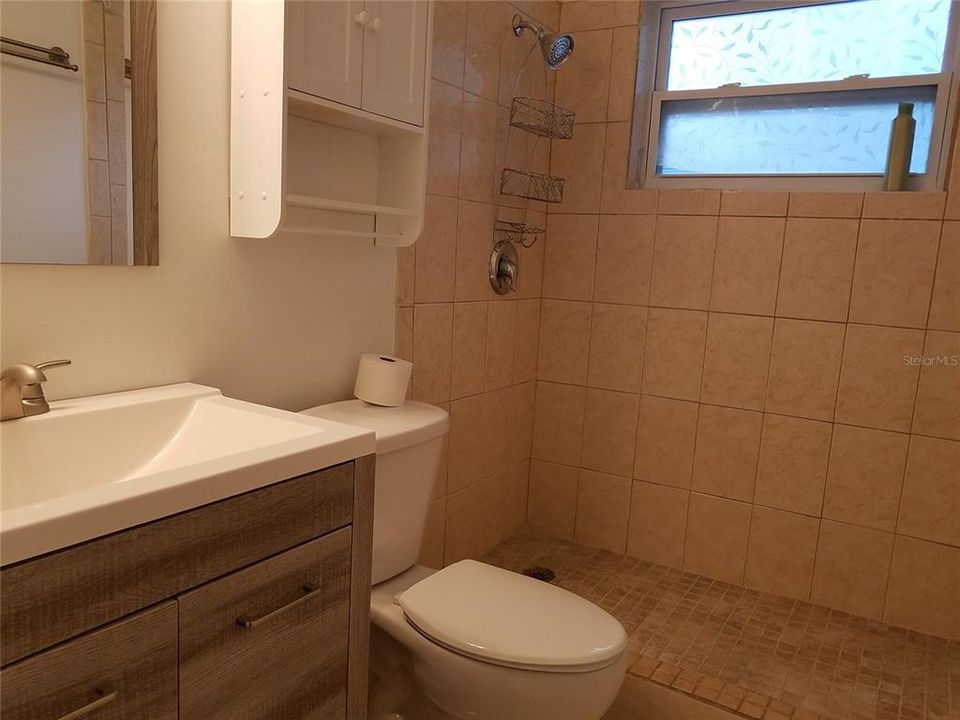 Recently Rented: $1,075 (1 beds, 1 baths, 600 Square Feet)