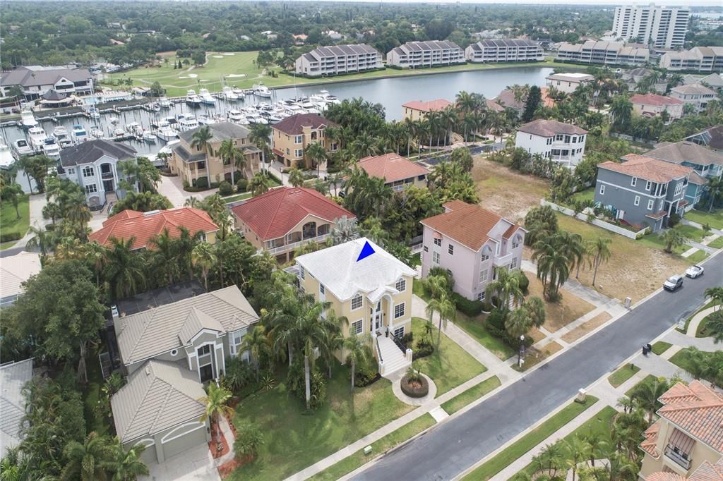 Recently Sold: $1,099,900 (4 beds, 3 baths, 3700 Square Feet)