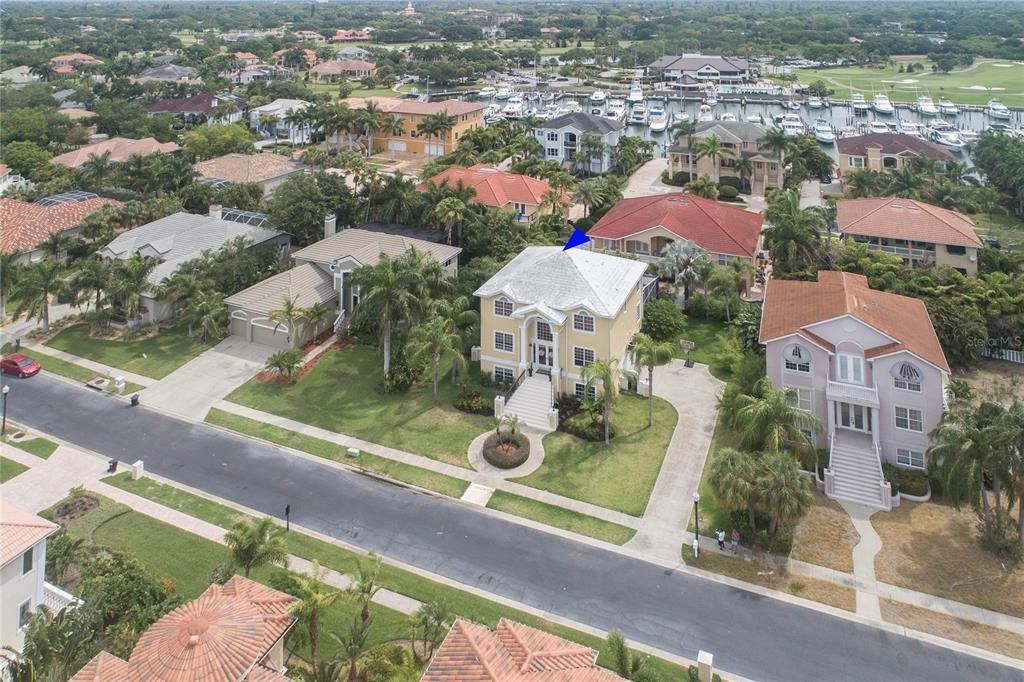 Recently Sold: $1,099,900 (4 beds, 3 baths, 3700 Square Feet)