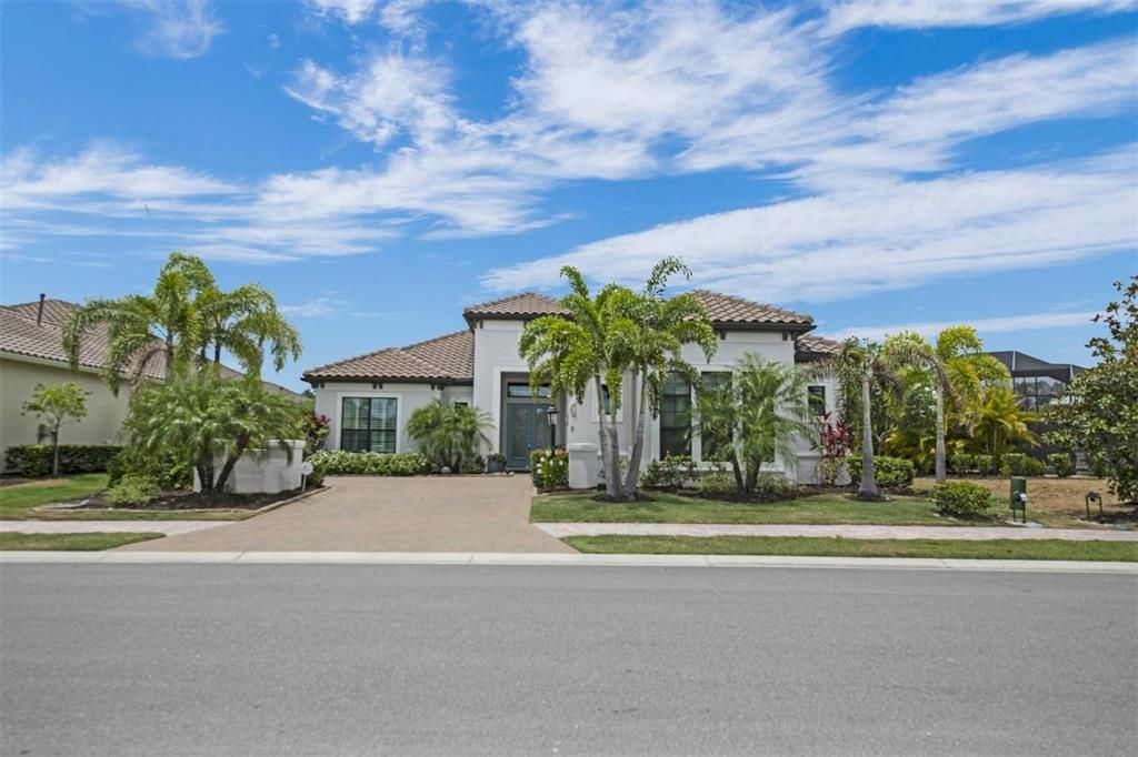 Recently Sold: $1,199,000 (3 beds, 3 baths, 3411 Square Feet)
