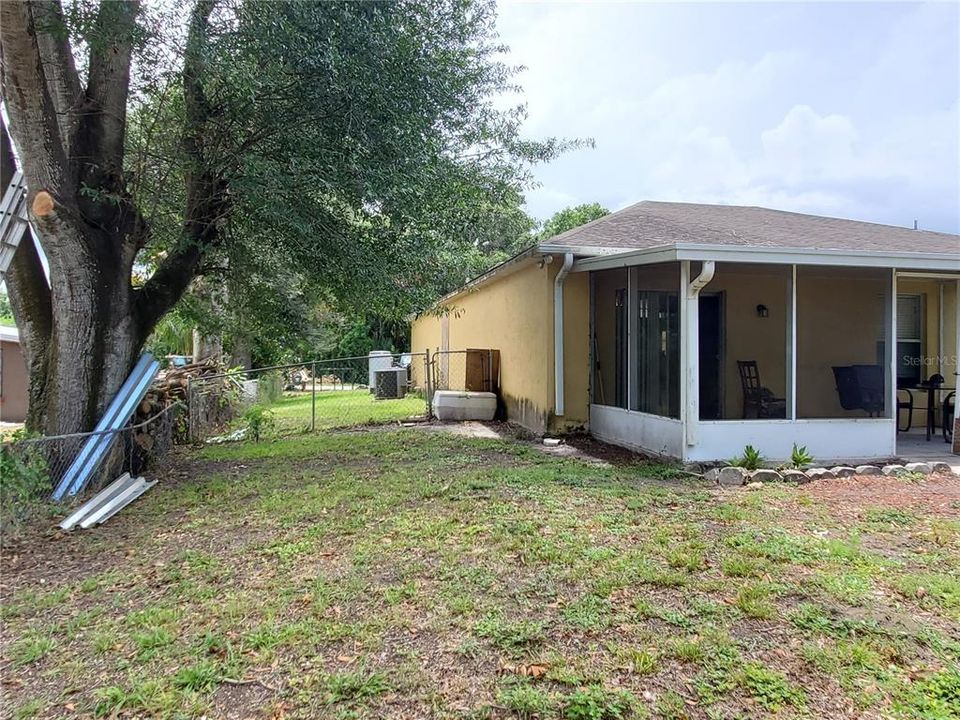 Recently Sold: $235,000 (3 beds, 2 baths, 1617 Square Feet)