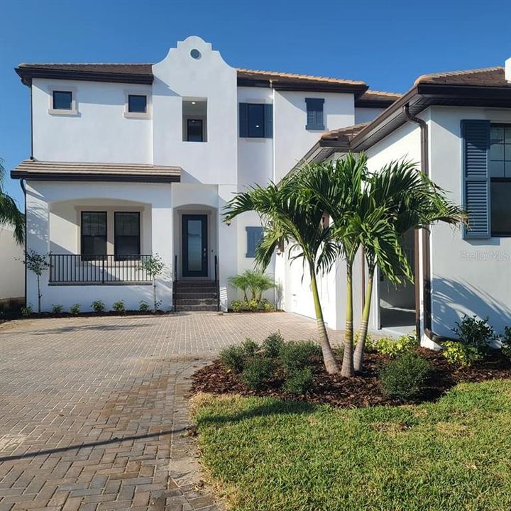 Recently Sold: $827,002 (3 beds, 3 baths, 3039 Square Feet)