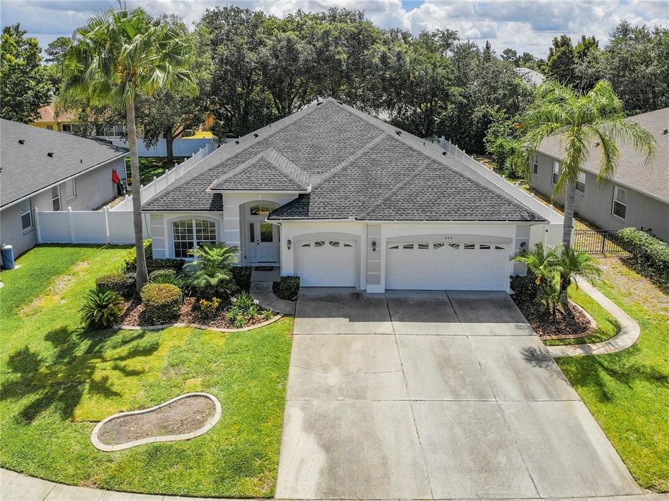 Recently Sold: $410,000 (4 beds, 3 baths, 2274 Square Feet)