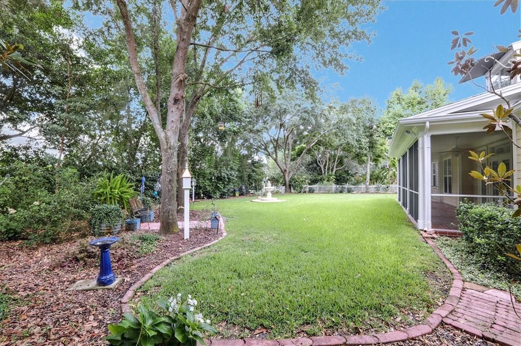 Recently Sold: $797,500 (4 beds, 3 baths, 4092 Square Feet)