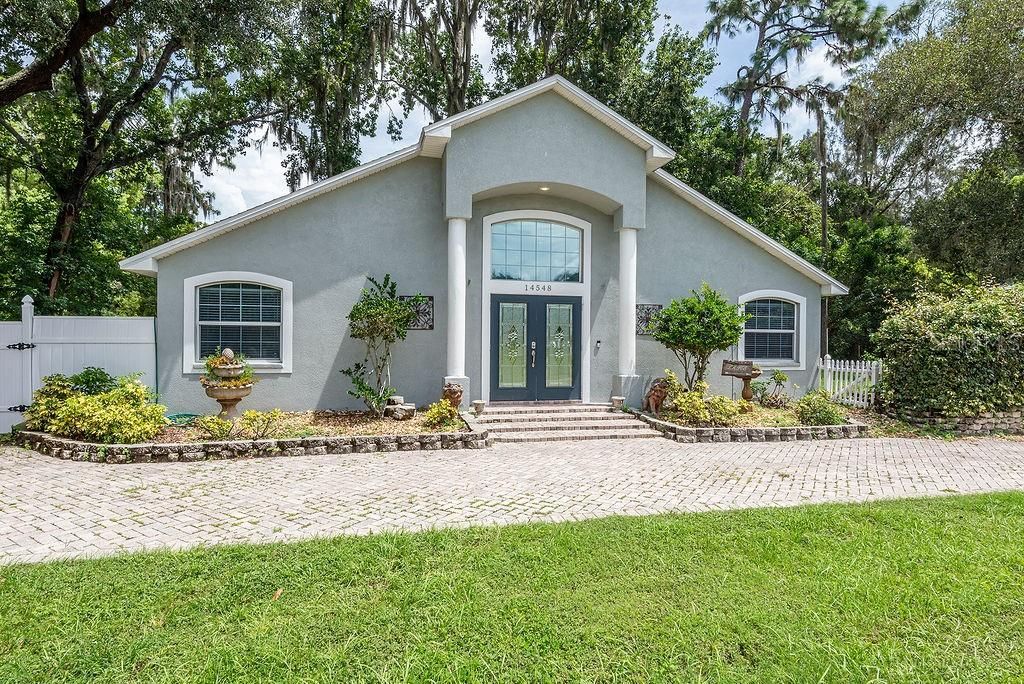 Vendido Recientemente: $289,900 (2 camas, 2 baños, 1260 Pies cuadrados)