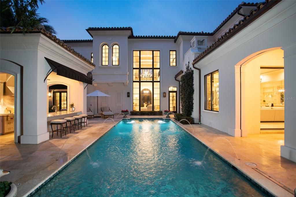 Recently Sold: $11,850,000 (6 beds, 6 baths, 8214 Square Feet)