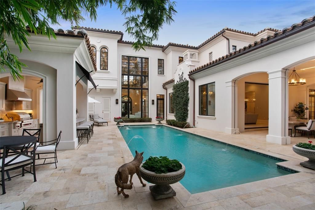 Recently Sold: $11,850,000 (6 beds, 6 baths, 8214 Square Feet)