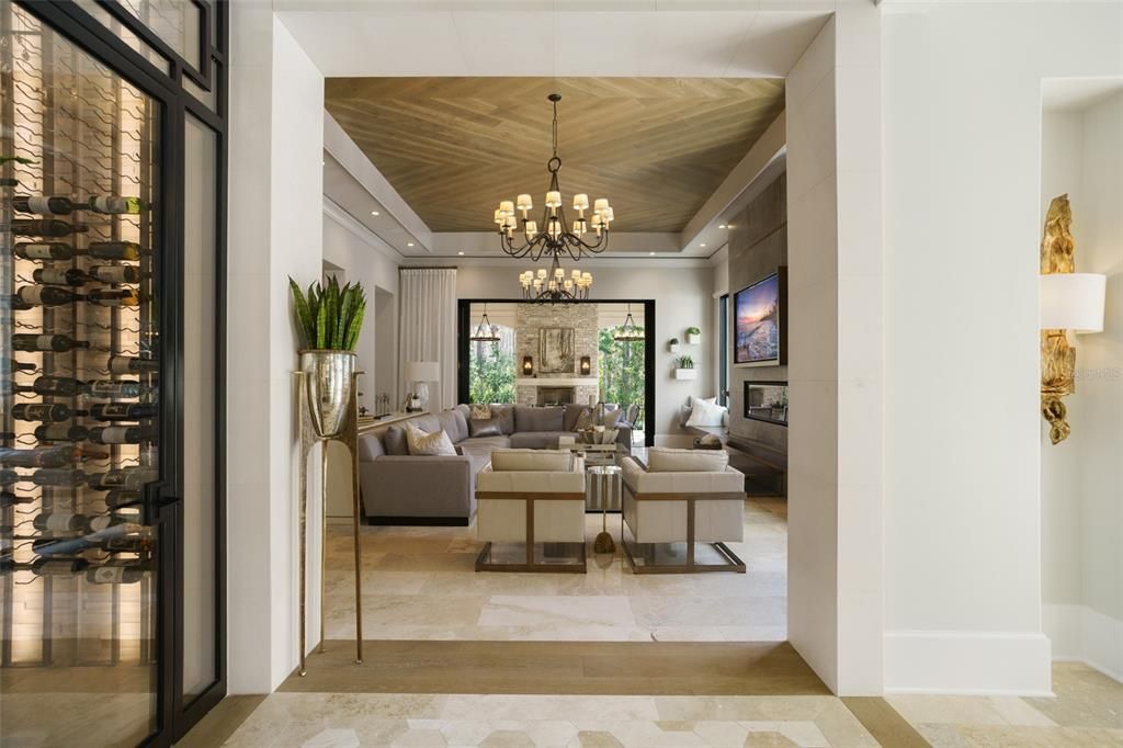 Recently Sold: $11,850,000 (6 beds, 6 baths, 8214 Square Feet)