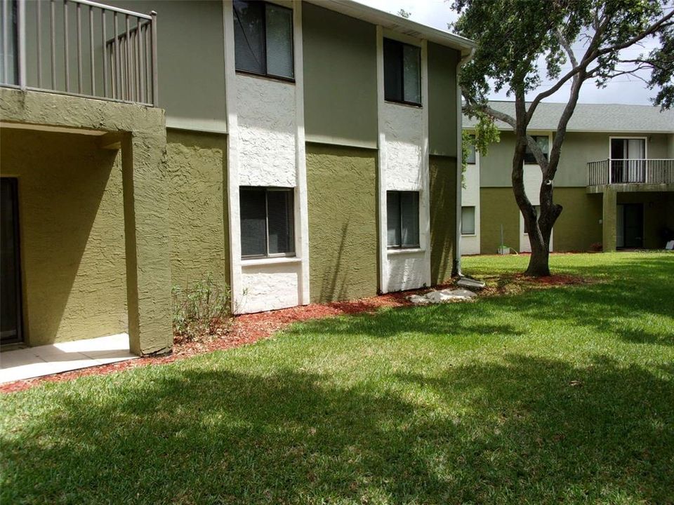 Recently Sold: $135,000 (2 beds, 2 baths, 845 Square Feet)