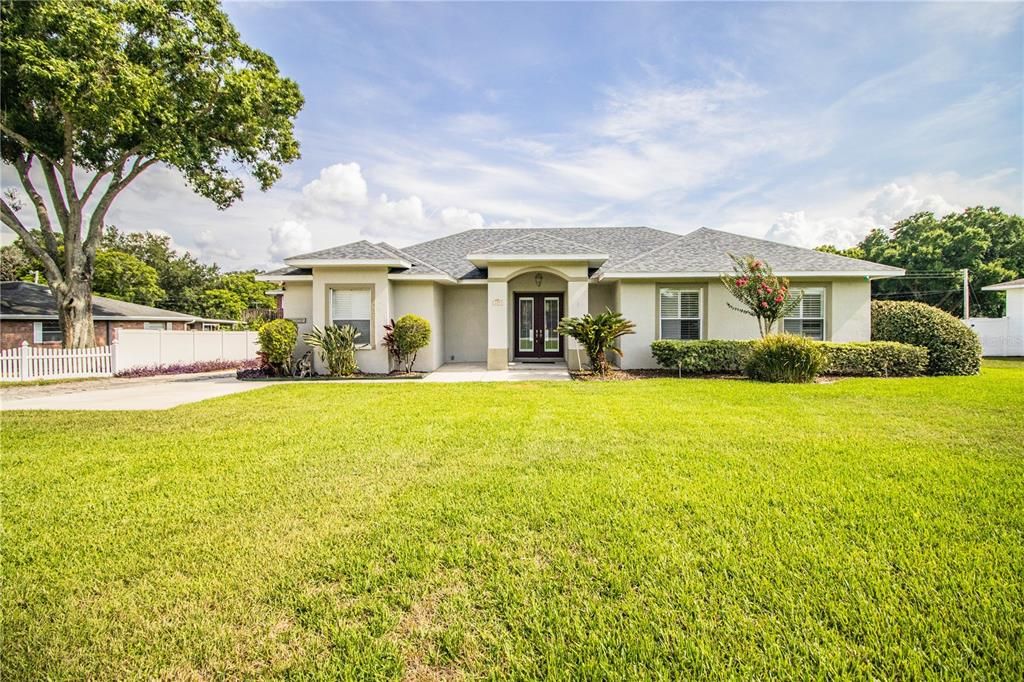 Recently Sold: $399,000 (4 beds, 3 baths, 2601 Square Feet)