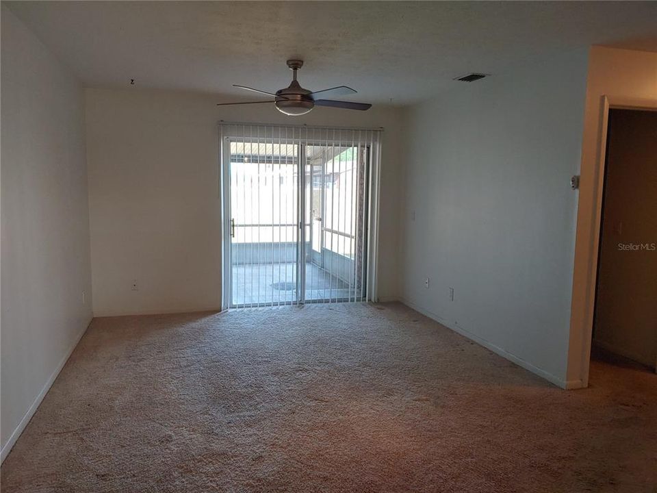Recently Sold: $85,900 (2 beds, 1 baths, 794 Square Feet)