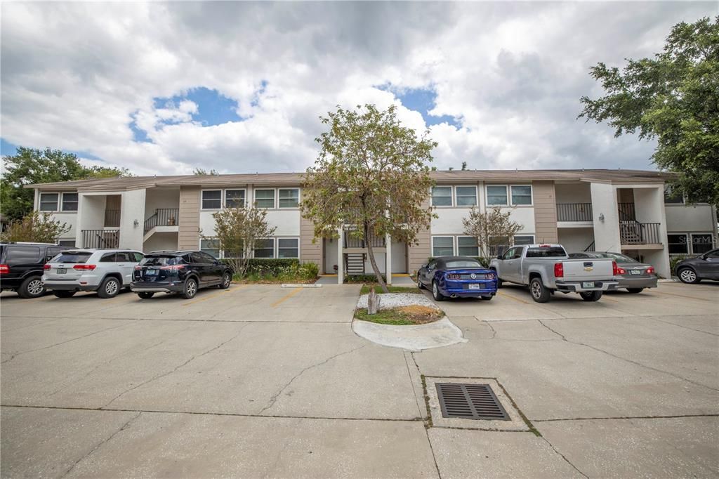 Recently Sold: $179,900 (2 beds, 1 baths, 852 Square Feet)