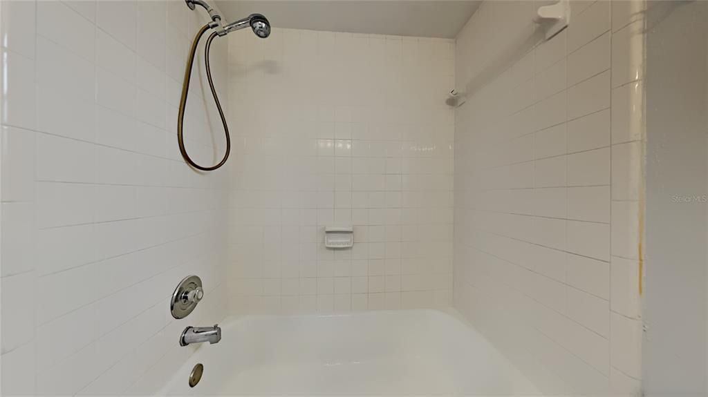 最近售出: $254,900 (3 贝兹, 2 浴室, 1404 平方英尺)